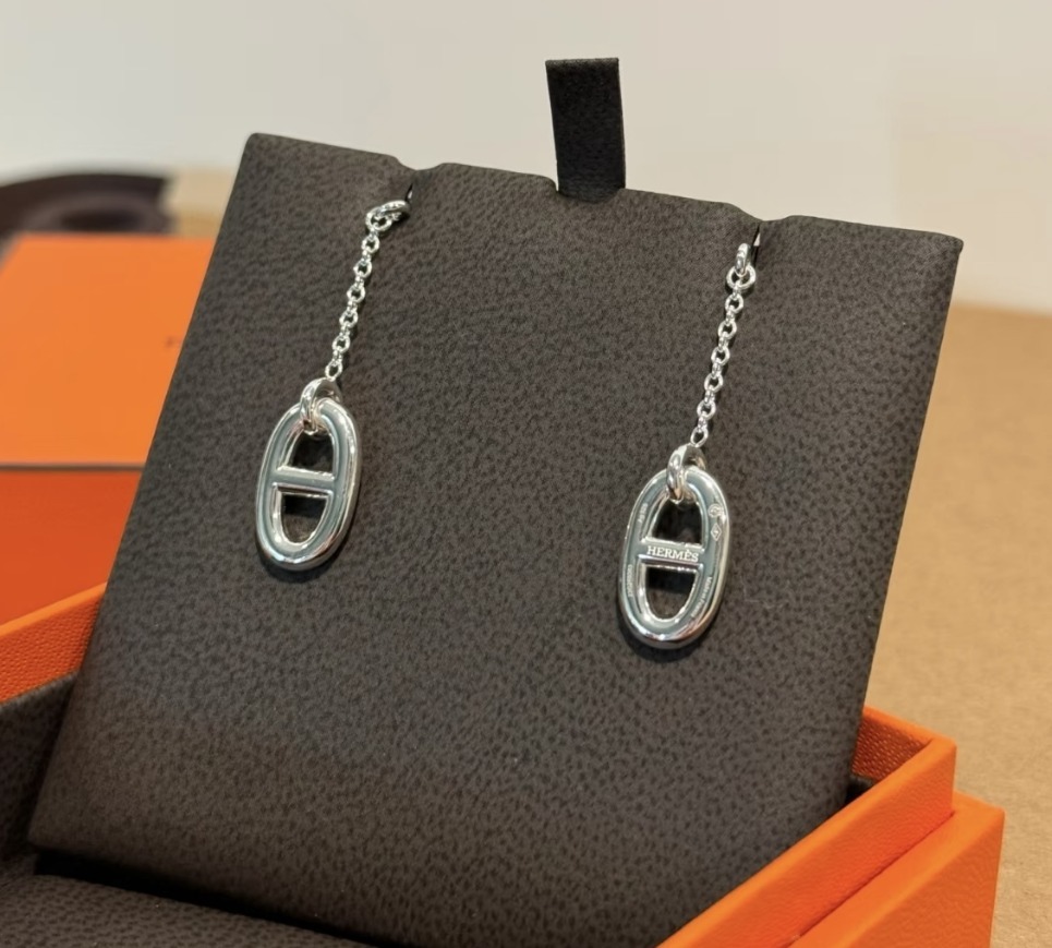《大人気♡》HERMES シェーヌダンクル ピアス