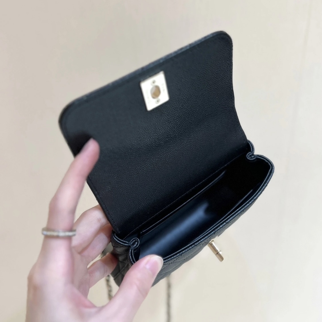 入手困難★新サイズ感【CHANEL】ココハンドル 14.5cm