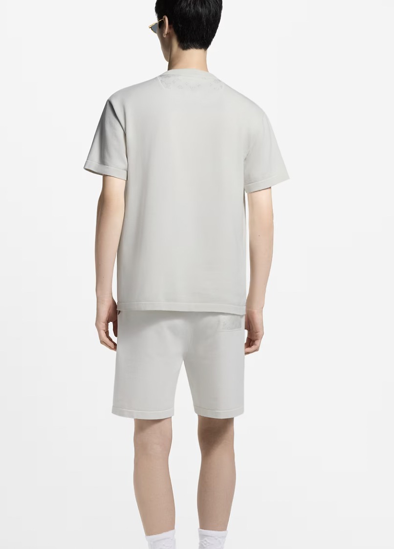 《シンプルがお洒落♪》LouisVuitton ロゴ Tシャツ