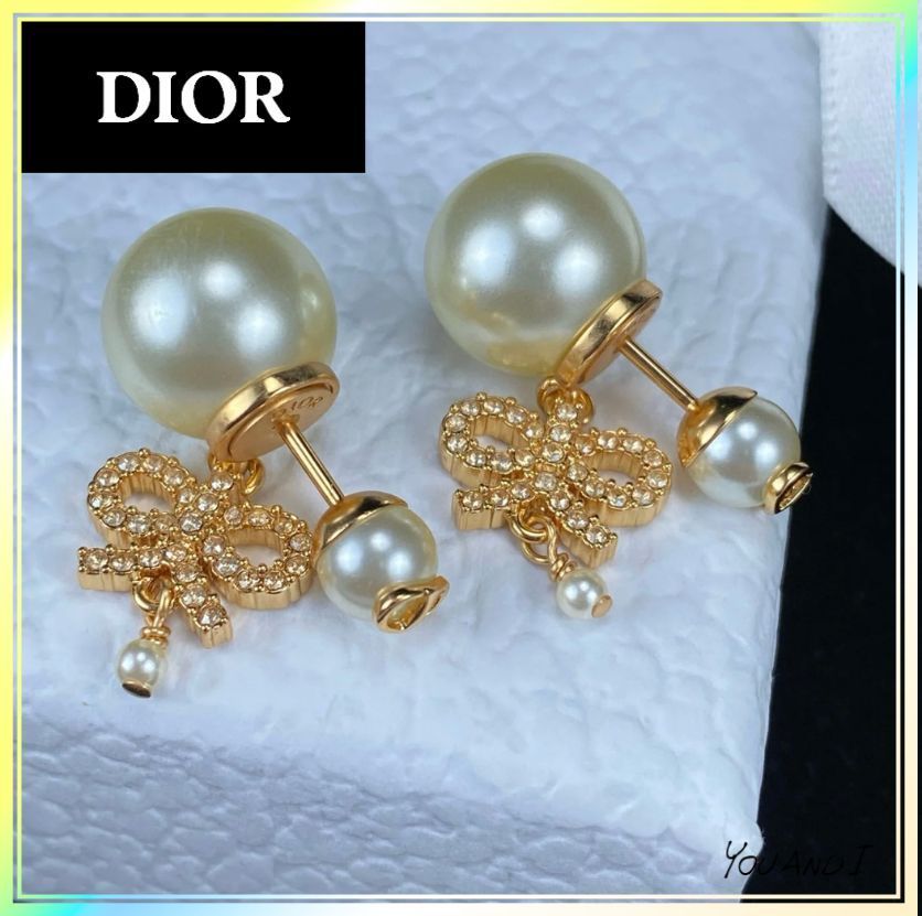 《リボンが揺れる可憐な耳元に》【DIOR】Dior Tribales ピアス