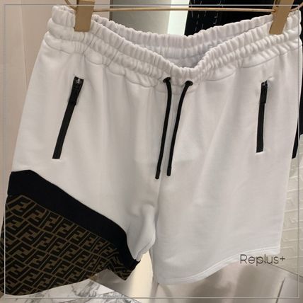 2025年新作入荷 ホワイト（白）系 FENDI(フェンディ) ハーフ・ショートパンツ パンツ