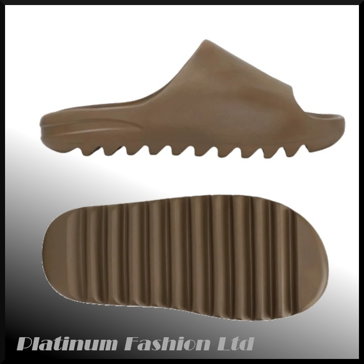 コラボ◆送料込♪【Yeezy x Adidas】サンダル Slide Earth Brown