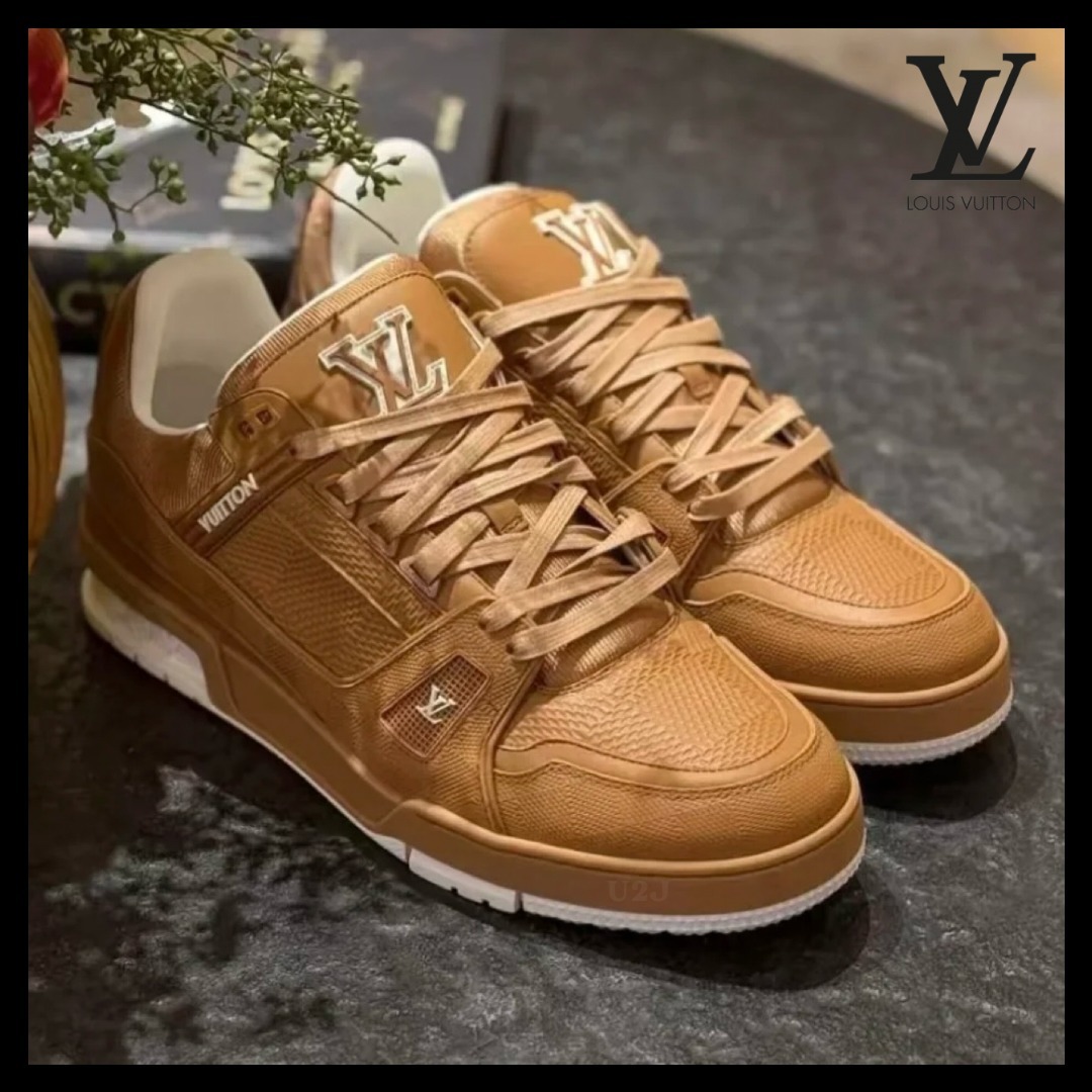 【LV◆自然なカラー！】 Louis Vuitton スニーカー トレイナー