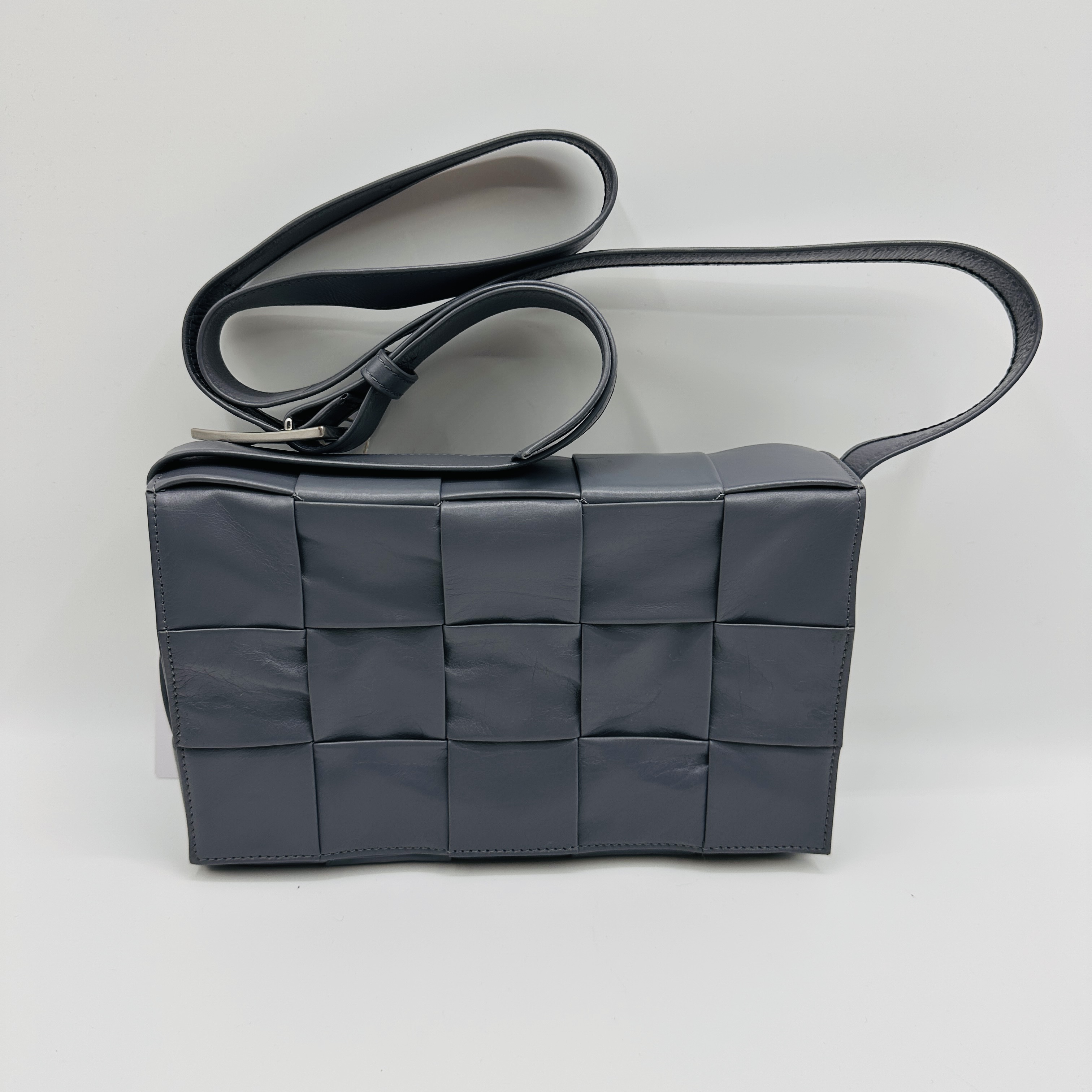 BOTTEGA VENETA ボッテガ カセット クロスボディ クラシック