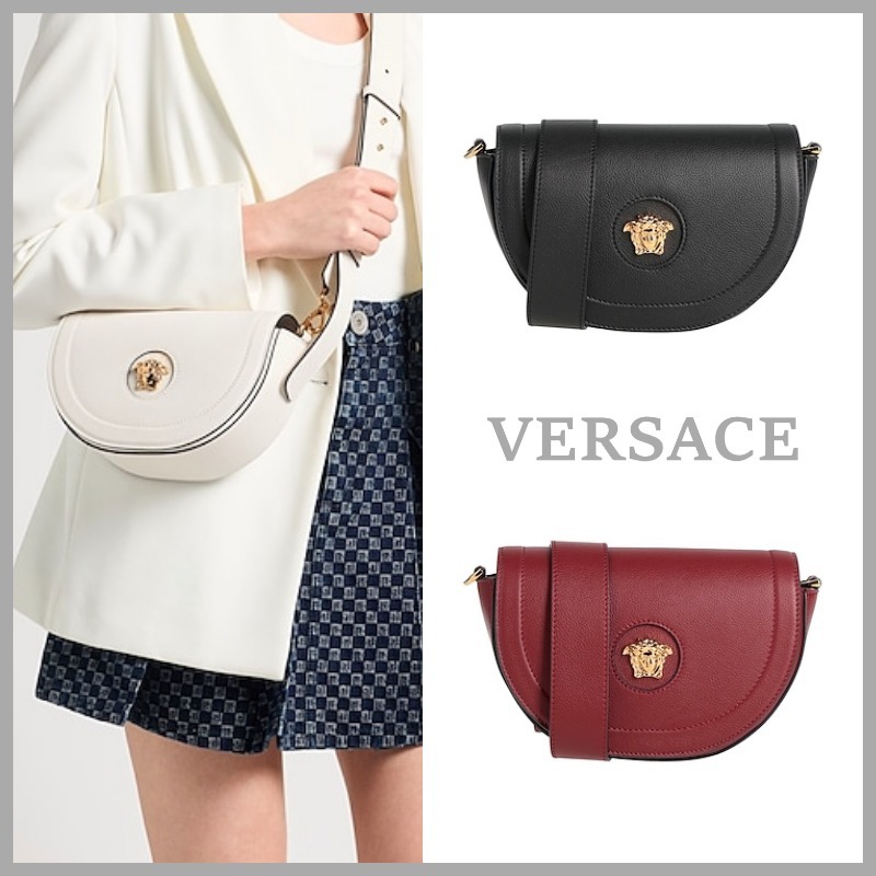 【VERSACE】ロゴ レザー クロスボディバッグ *送料/関税込み*
