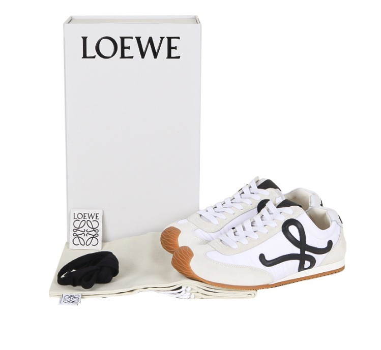 《LOEWE》バレエランナー スニーカー