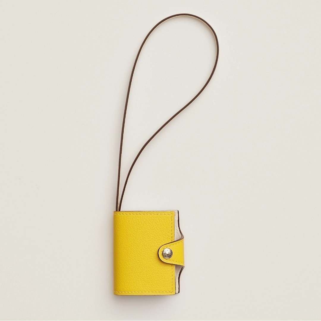 送料込み【便利チャーム】HERMES《ユリス・ナノ》バッグチャーム