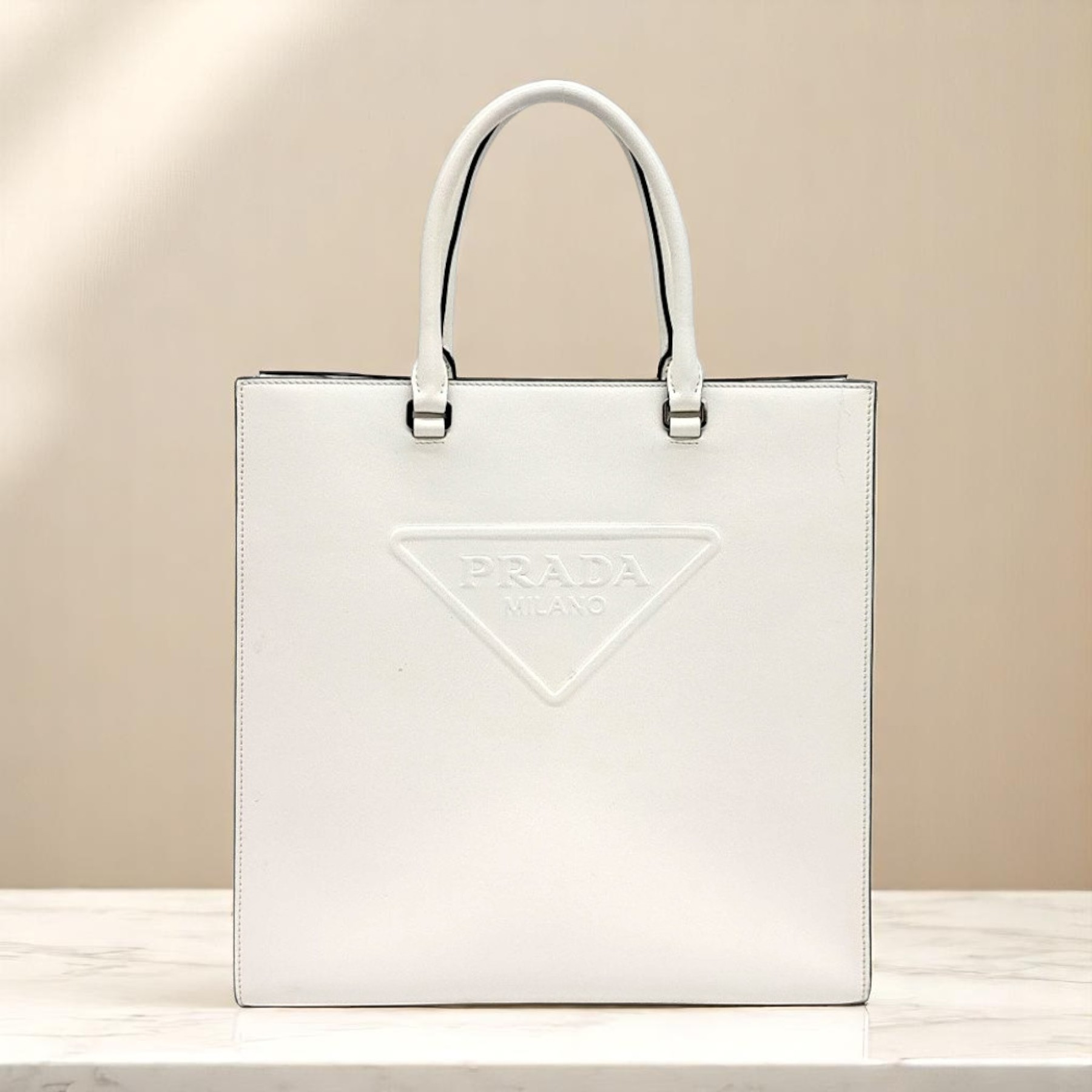 《PRADA》ルクス ロゴ トートバッグ 中古