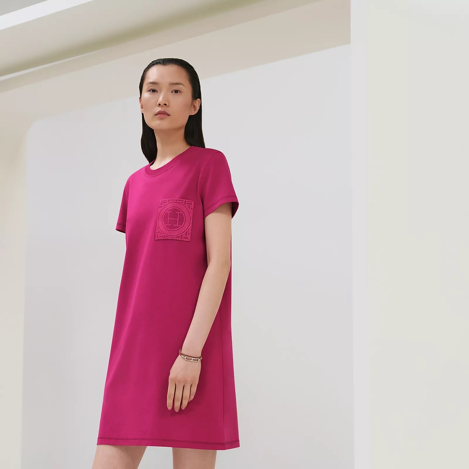 HERMES 25SS《ドレス刺繍入りポケット》ピンク コットン 直営店