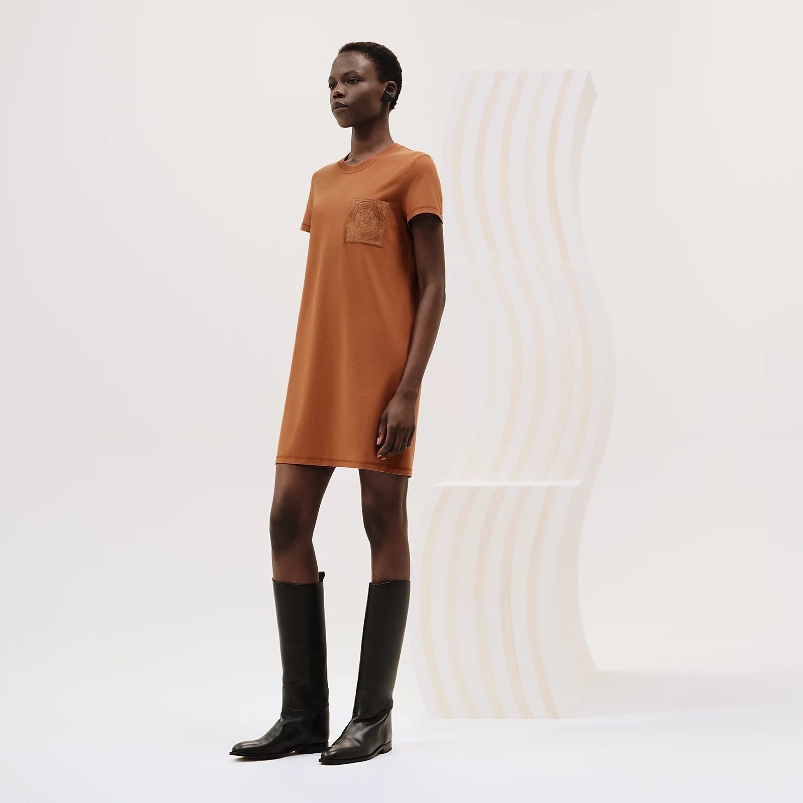 HERMES 25SS《ドレス刺繍入りポケット》ブラウン コットン 直営