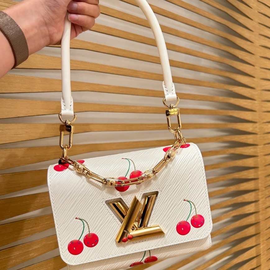 【上品で可愛い♡】ルイヴィトン《LV × TM ツイスト PM》