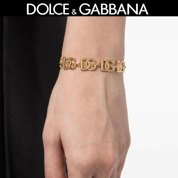 Dolce&Gabbana コーデのアクセントにも！ブレスレット ゴールド