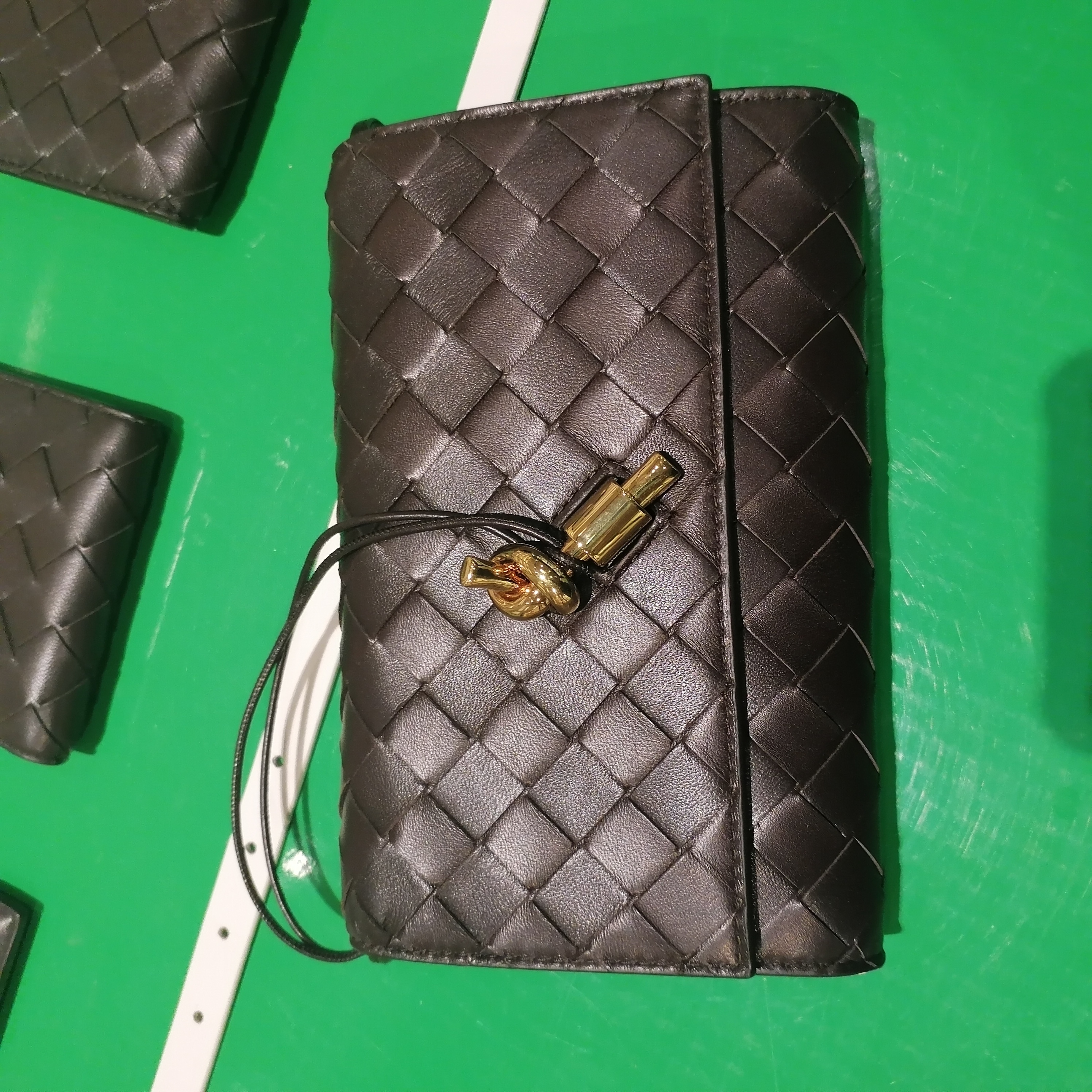 BOTTEGA VENETA☆アンディアモ ポーチ