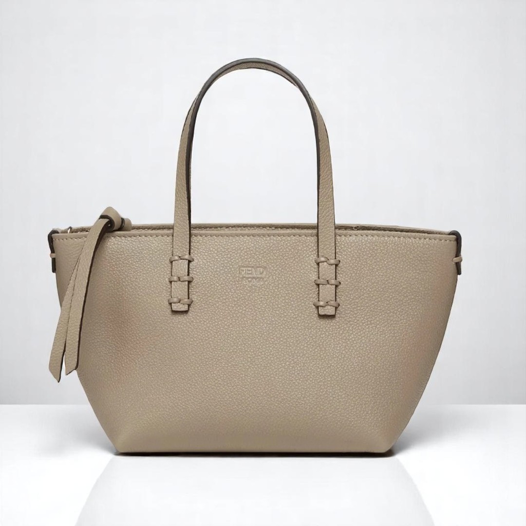 【ラスト1点】FENDI ロール ミニ セレラ 8BS096AS84