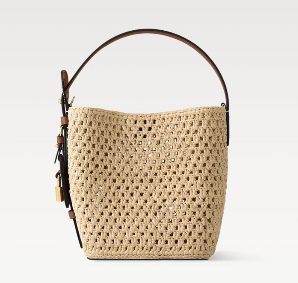 《コーデに馴染む♪お出かけに》Louis Vuitton ハンドバッグ