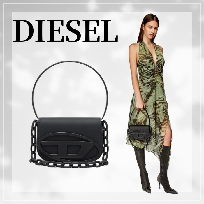 DIESEL ☆ 1DR-Iconic shoulder bag in matte leather ブラック