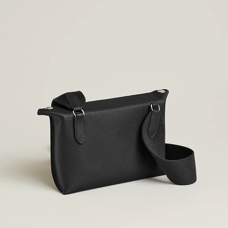 《黒が導く品格》HERMES ヴィドポッシュ ショルダーバッグ