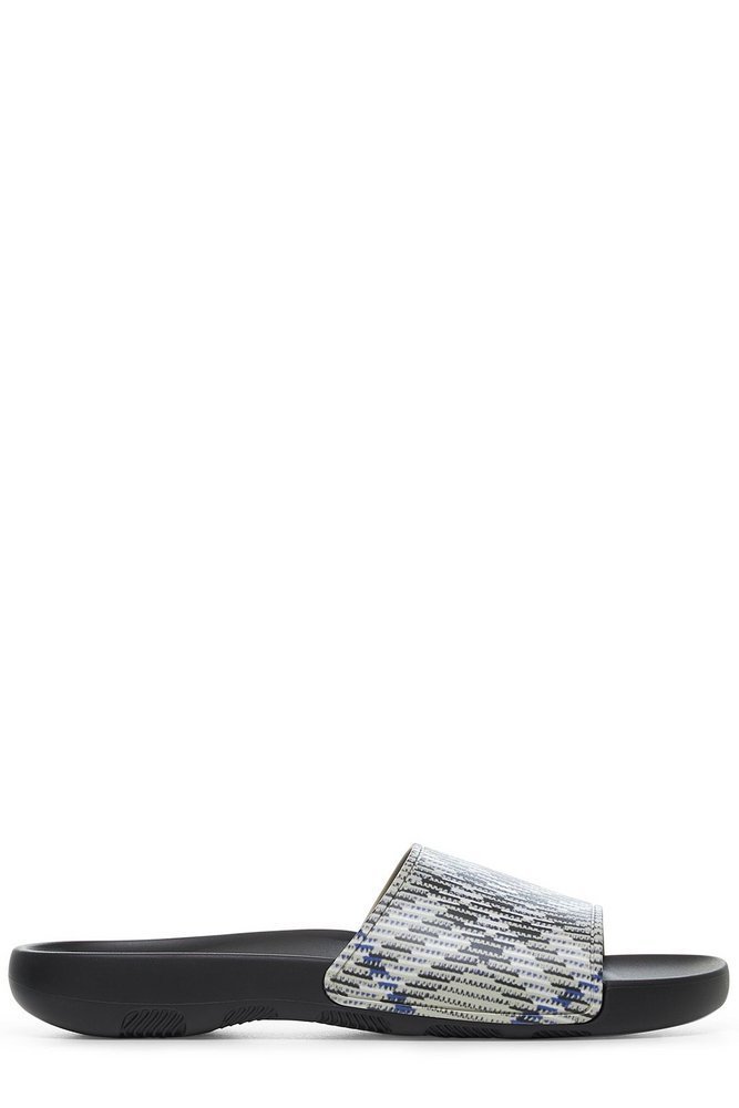 BURBERRY ビンテージチェックパターンスリッポンスライド
