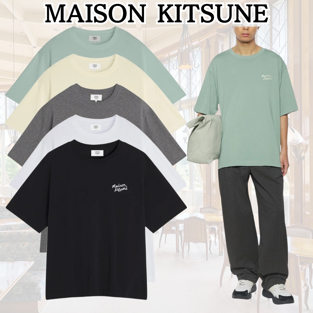 新作★MAISON KITSUNE*シックな感性際立つ*手書き刺繍 Tシャツ