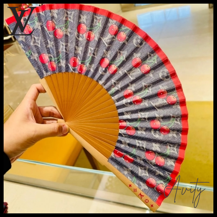 完売間近！村上隆コラボ【ルイヴィトン】 ファン チェリー 扇子