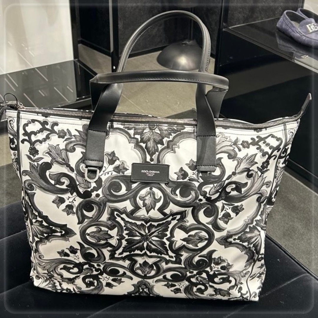 【DOLCE&GABBANA】シェルプリント ジップ付き トートバッグ