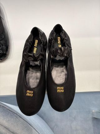 MIU MIU 5F340E ルーシュ ナッパレザー バレリーナ