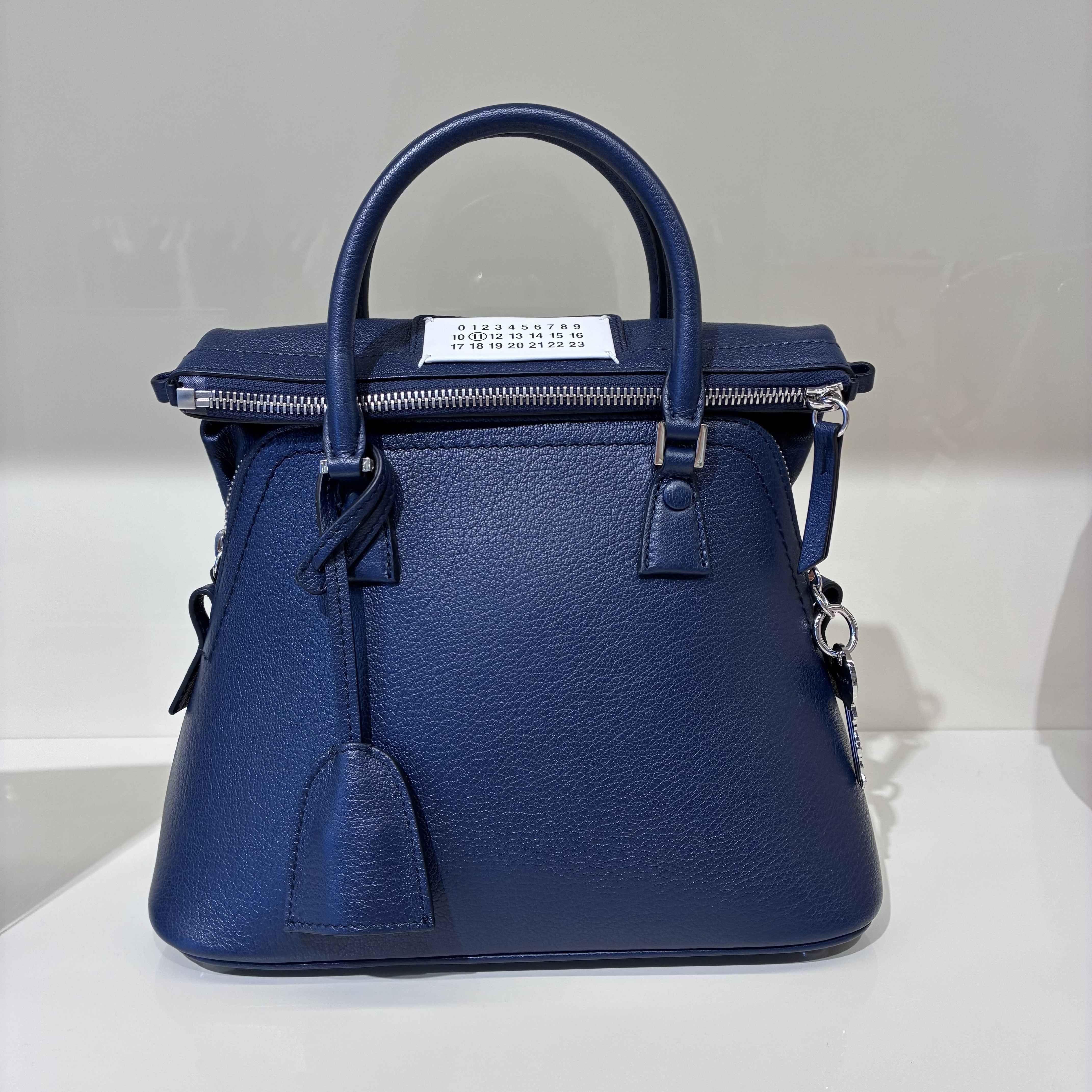 【VIPセール！早い者勝ち】Margiela 5AC バッグ ミニ