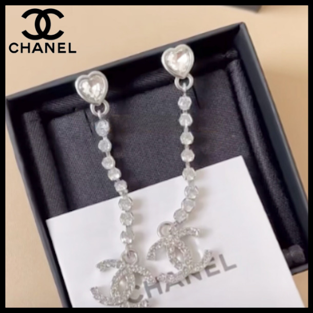 【揺れてエレガントに25SS】 CHANEL ピアス