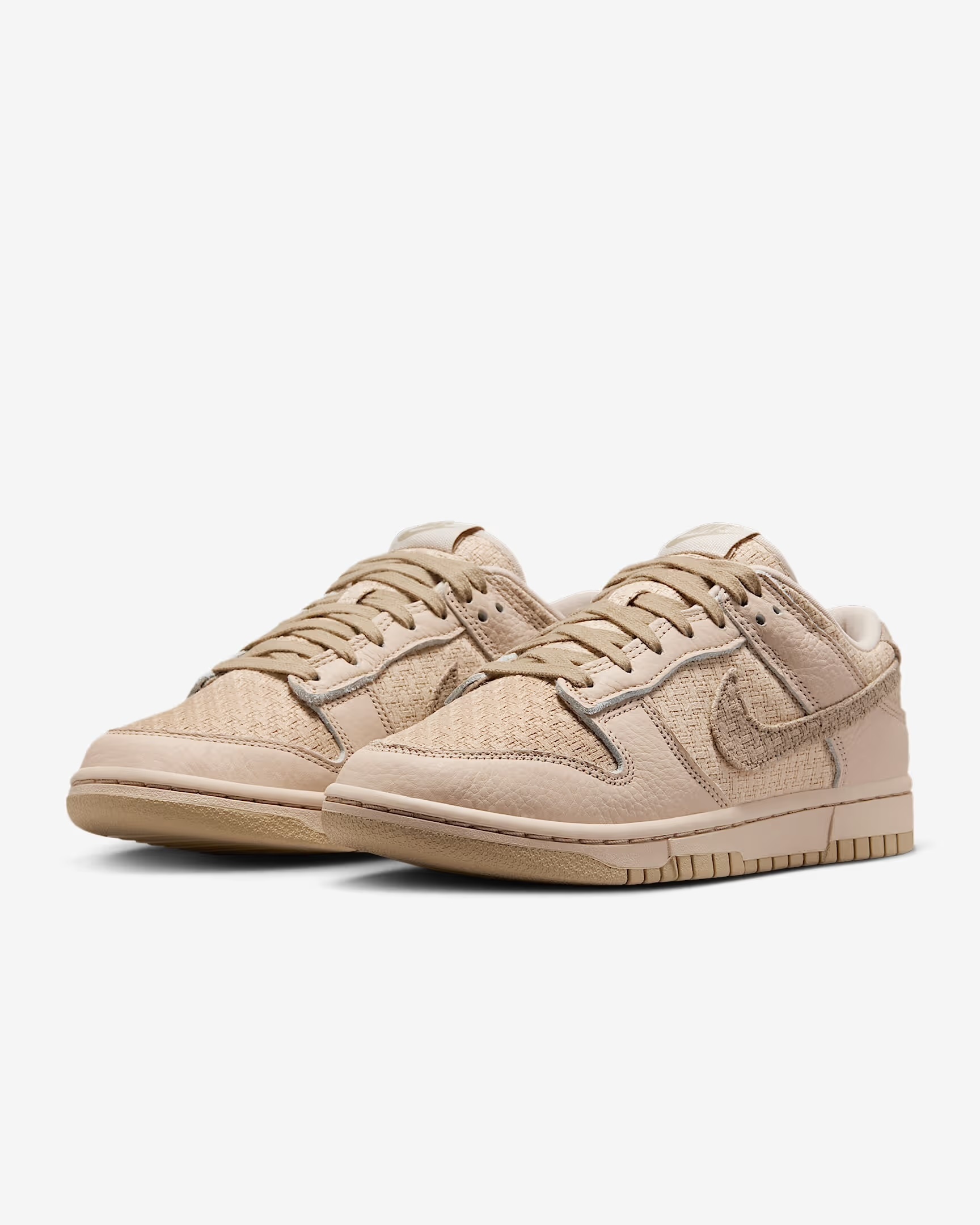 Nike Dunk Low ナイキ
