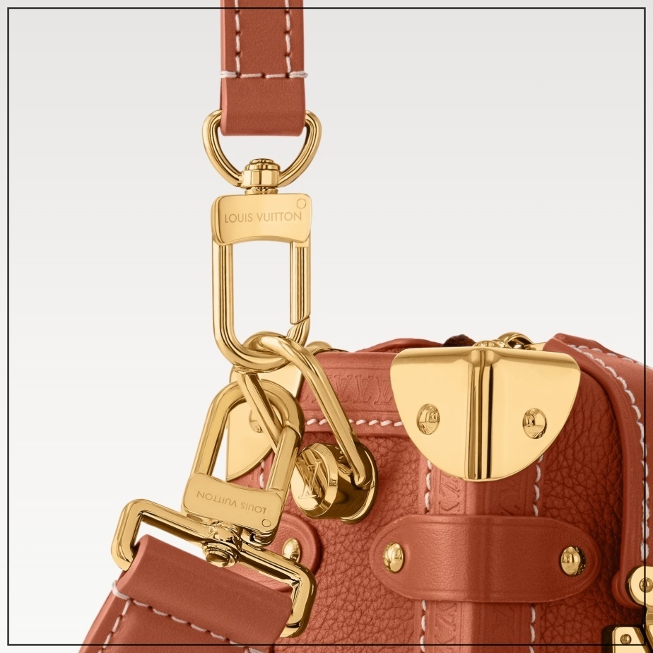 《クールなデザイン》Louis Vuitton サイドトランク PM