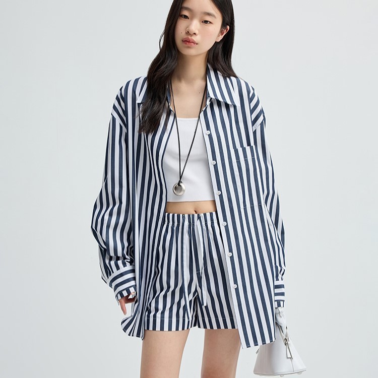 2色 2点セット 襟付き 長袖ルーズシャツ＋同色ショートパンツ