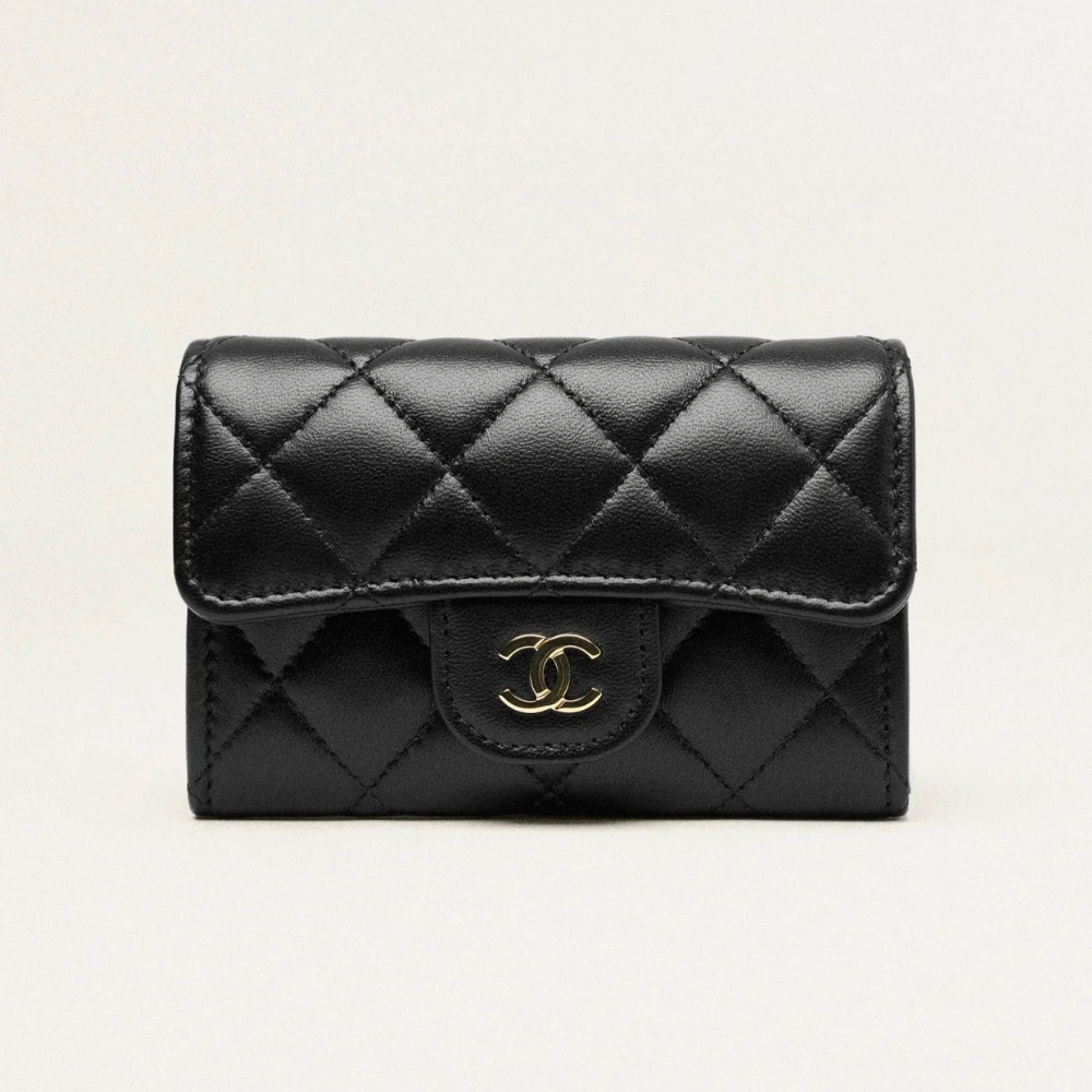 《CHANEL》定番ブラック★ クラシックカードホルダー