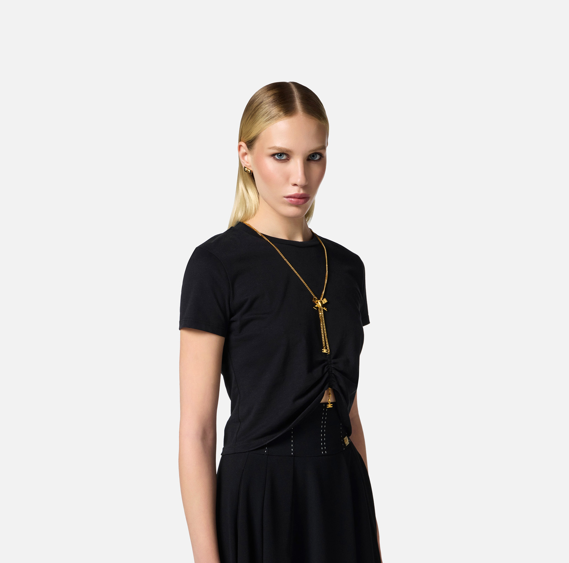 《洗練された個性》【Elisabetta Franchi】ネックレス付 Tシャツ