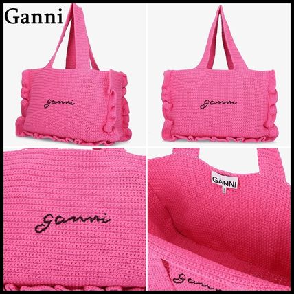 【関税/送料込】GANNI ピンク East West トートバッグ ピンク系 Ganni(ガニー) バッグ・カバン(レディース) - 海外通販