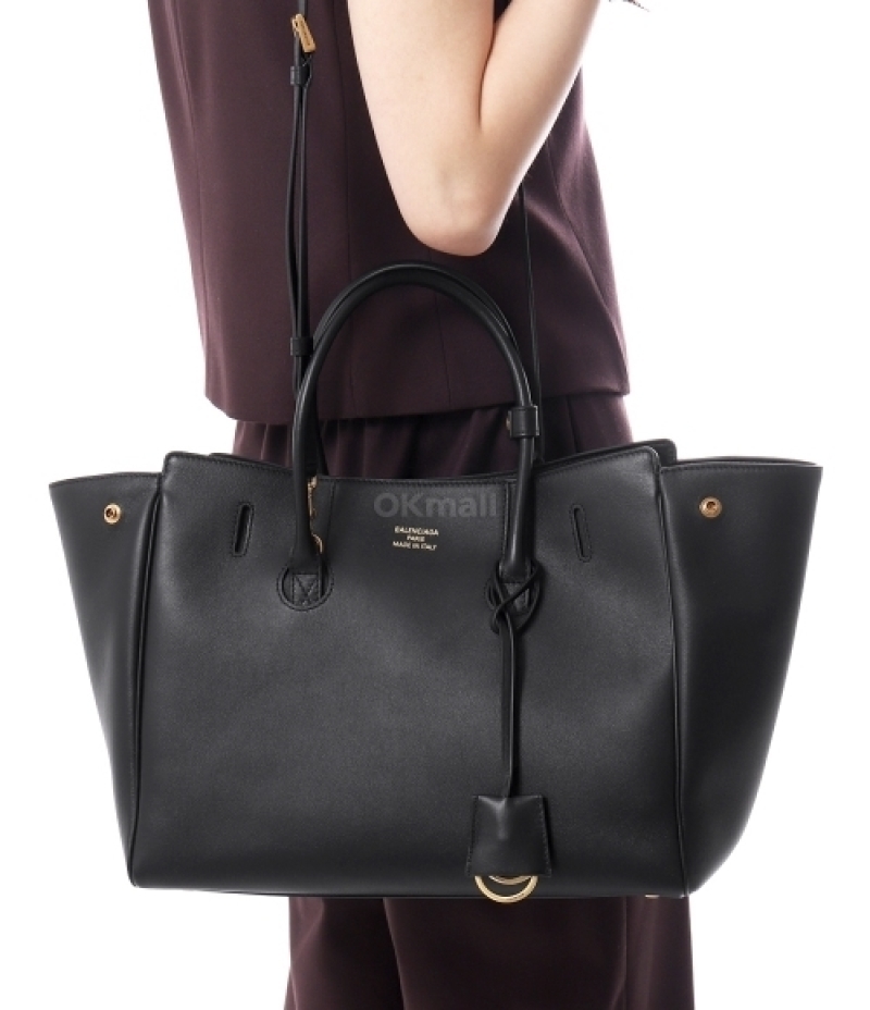 BALENCIAGA｜SHOULDER BAGS (813357 2ABAV 1000)