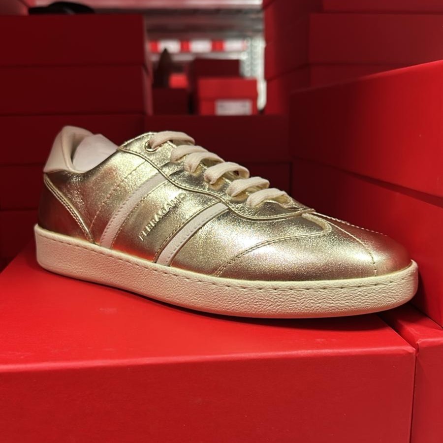 直営店☆Ferragamo☆ ACHILLE ロゴ レースアップ スニーカー