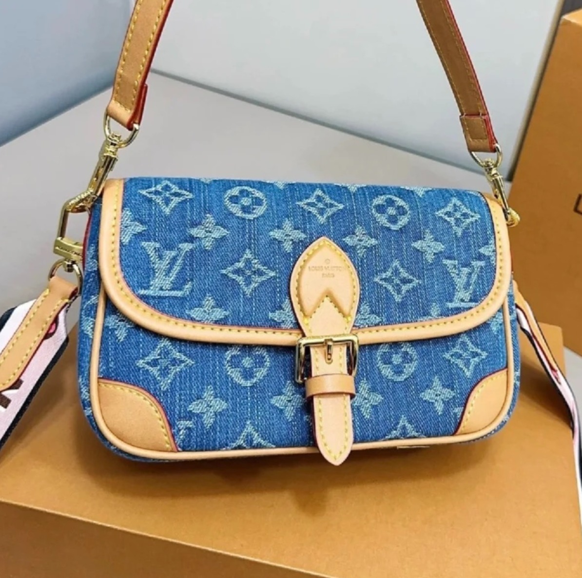 【お洒落】Louis Vuitton 《Diane PM》デニム バック