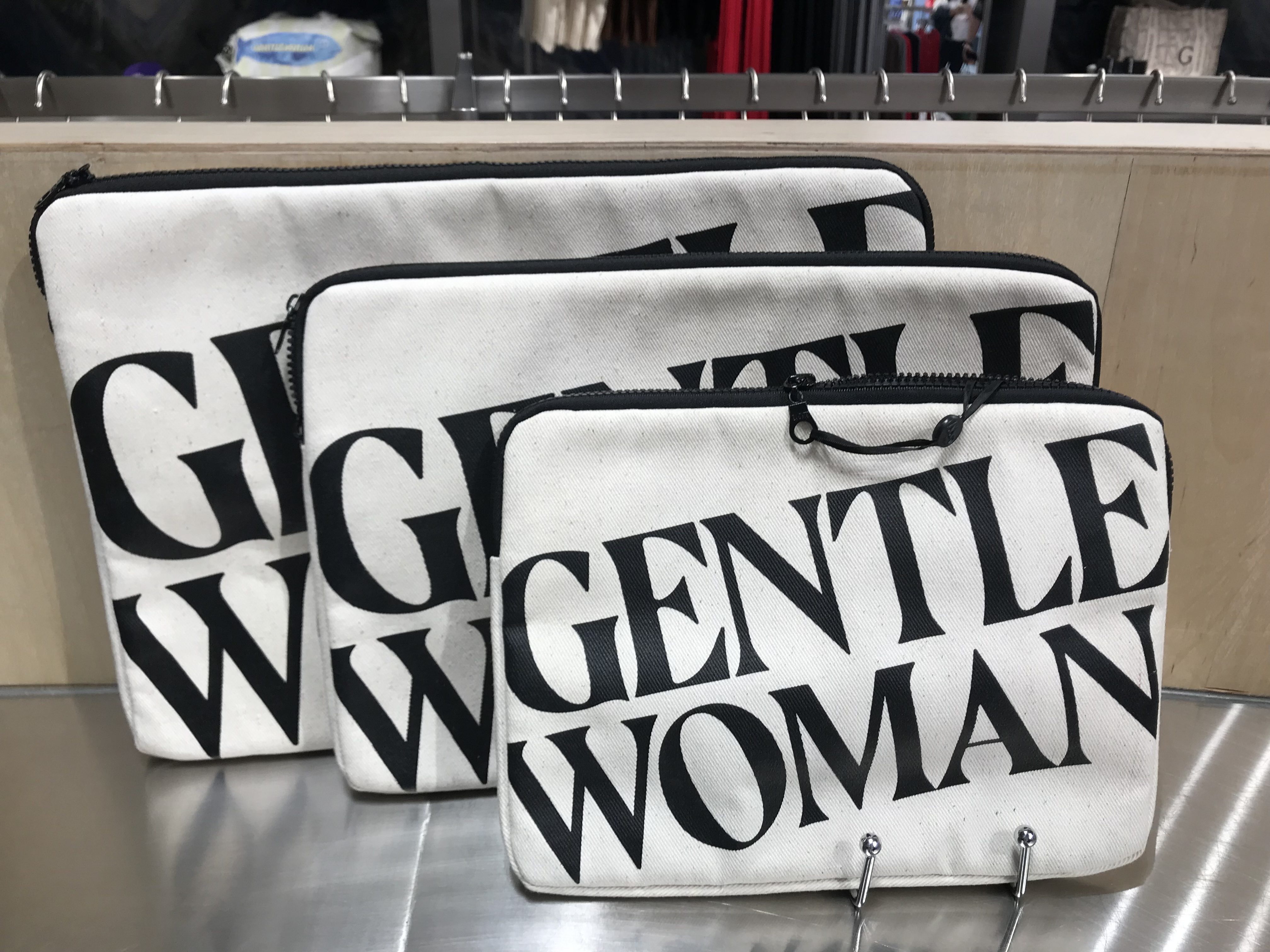 GENTLEWOMAN  iPadケース PC入れ お写真中央