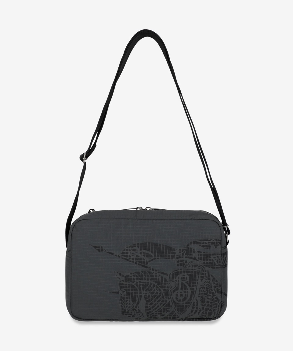 《BURBERRY》 EKD ウインドブレーカー クロスバッグ