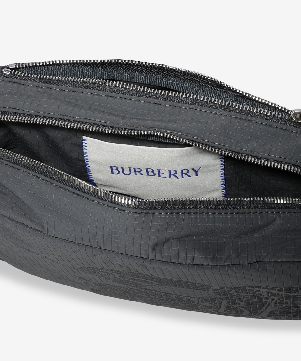 《BURBERRY》 EKD ウインドブレーカー クロスバッグ