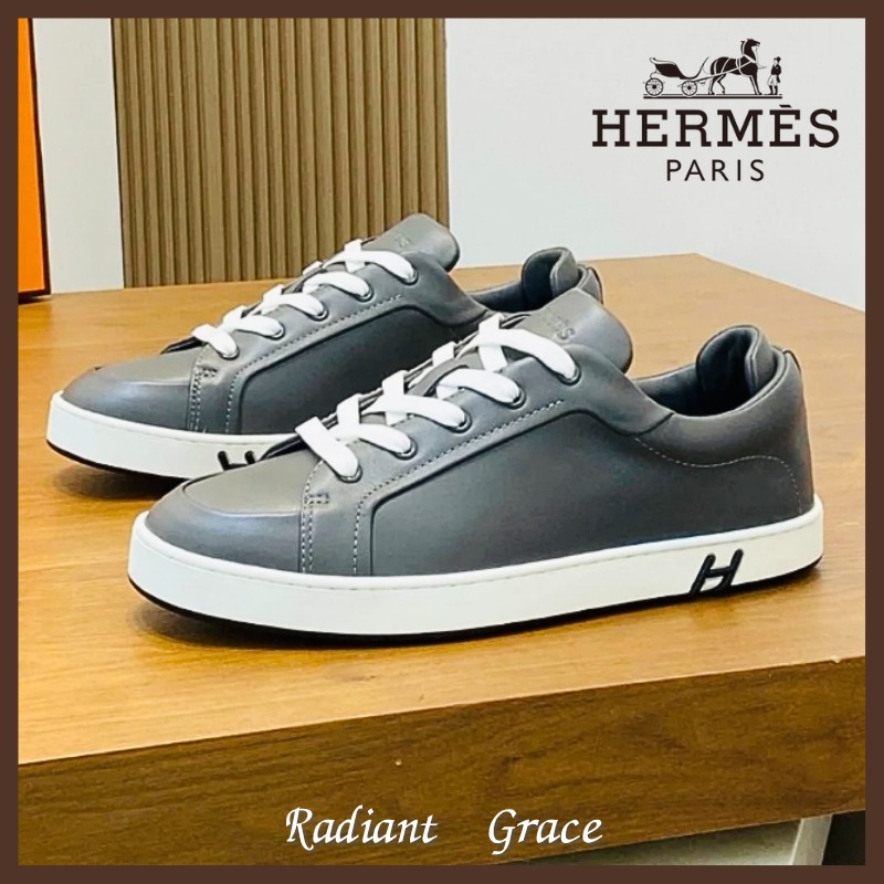 《大人のカジュアルスタイルを格上げ》HERMES スニーカー《Kid》