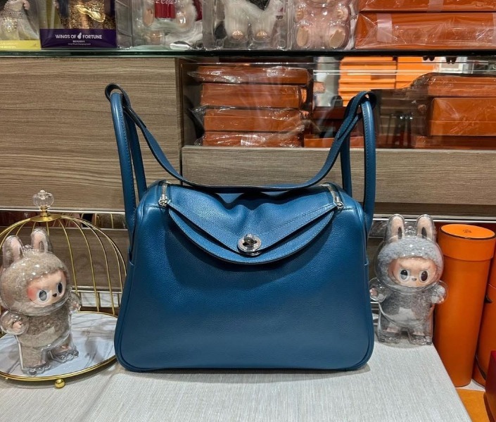 Hermes エルメス Lindy リンディ 30【ランク：A】