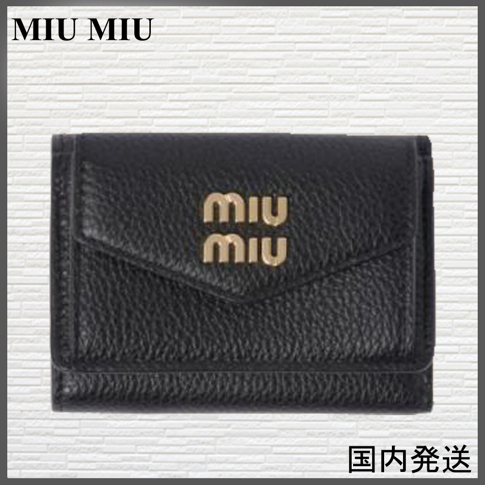 【国内即発送】MIU MIU ヴィッテロダイノレザー 財布 ブラック
