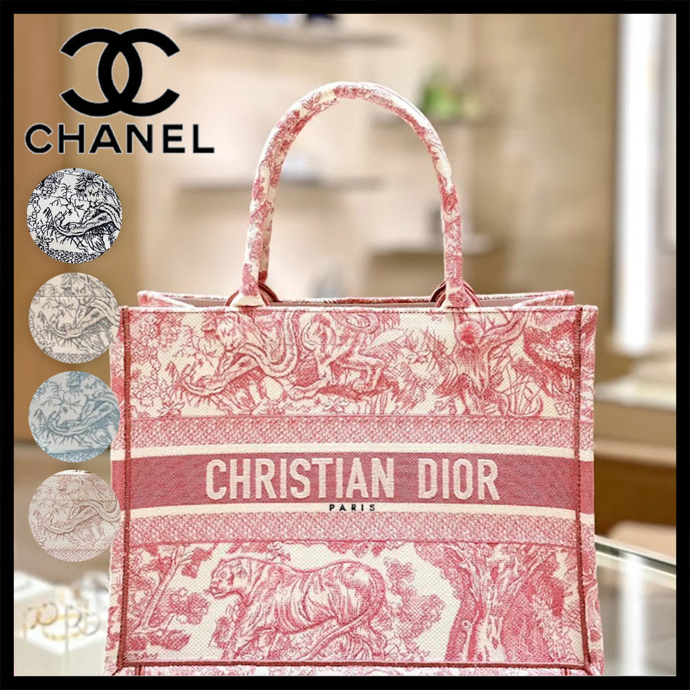 【ワイルドなアニマル柄】 Dior Book Tote バッグ ミディアム