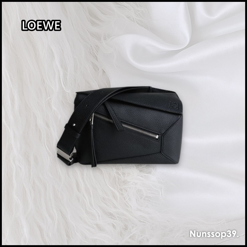 《LOEWE》 スモール パズル ボンベク
