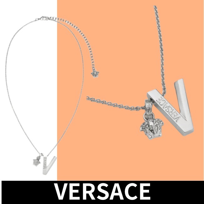 関税込＆New Season【Versace】メデューサペンダントネックレス