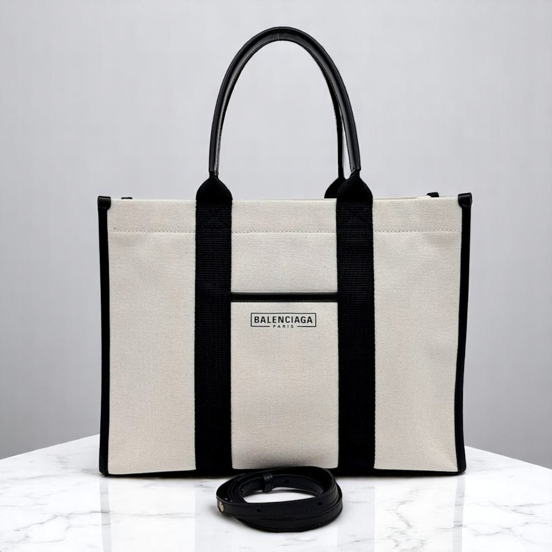 《BALENCIAGA》ハードウェア トートショルダーバッグ 中古 美品