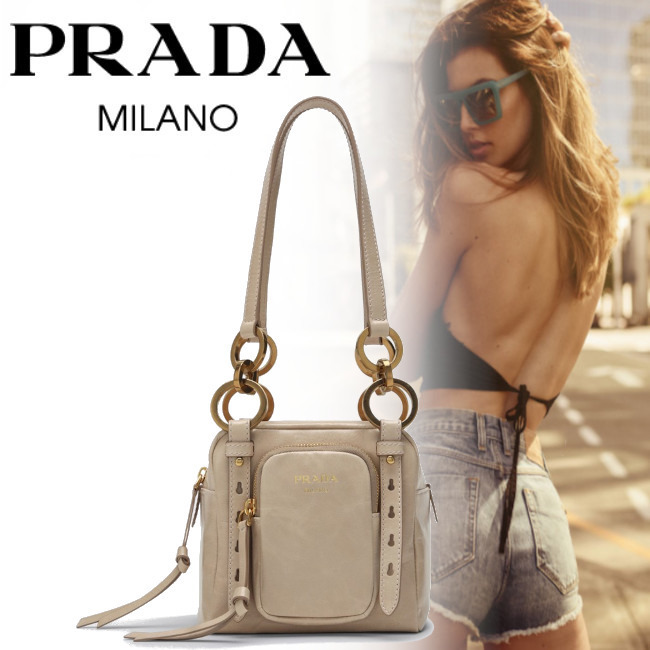 正規店買付【PRADA】ミニダングル ハンドバッグ パウダーピンク