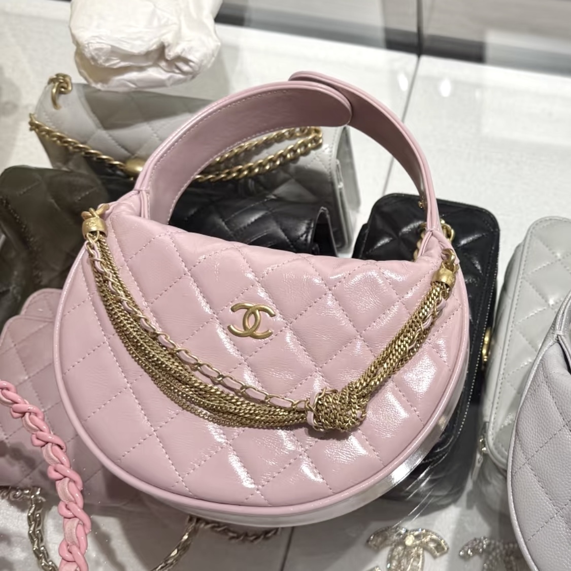 24A CHANEL CC チェーンクラッチ ポーチバッグ