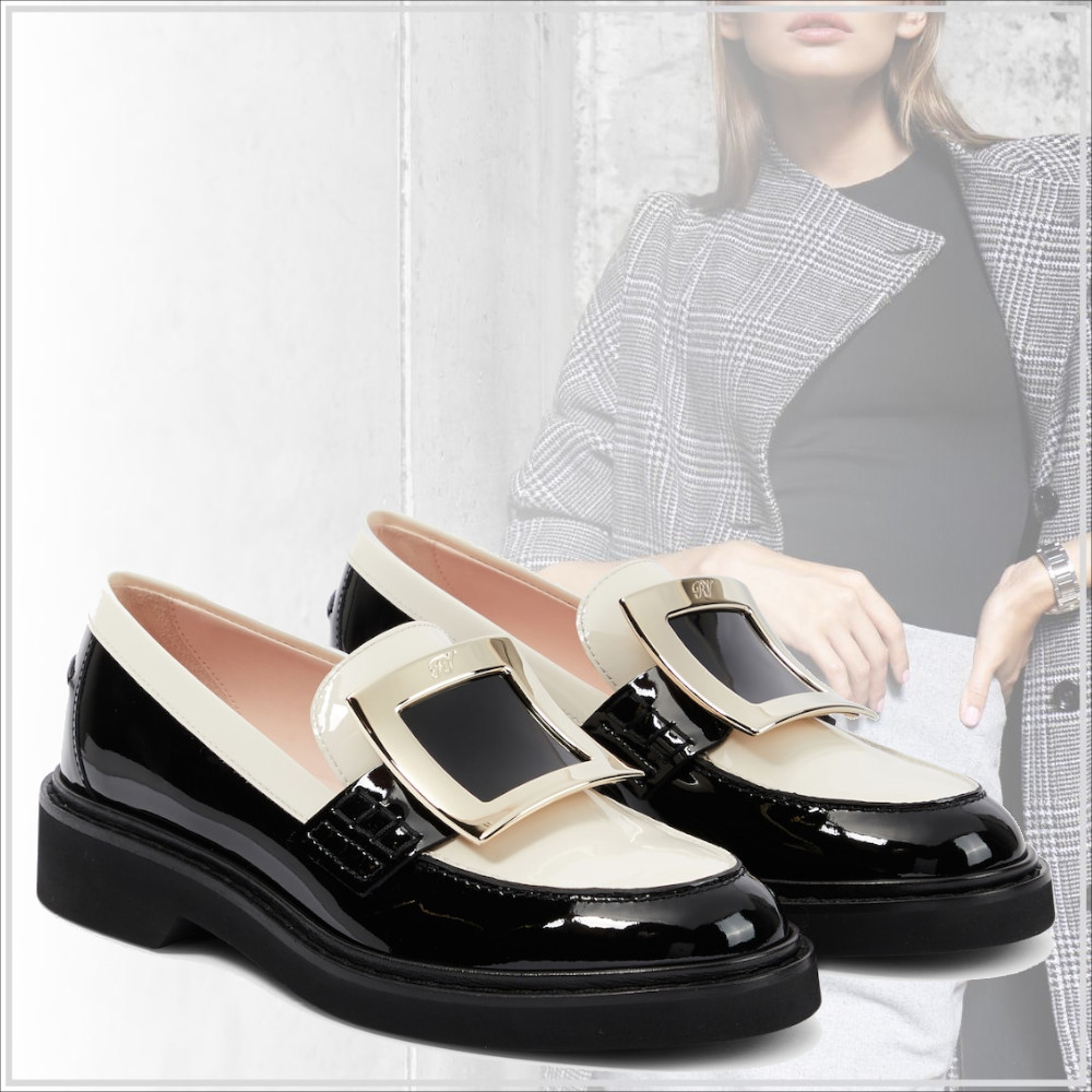 極上の輝き【Roger Vivier】パテントレザー ローファー